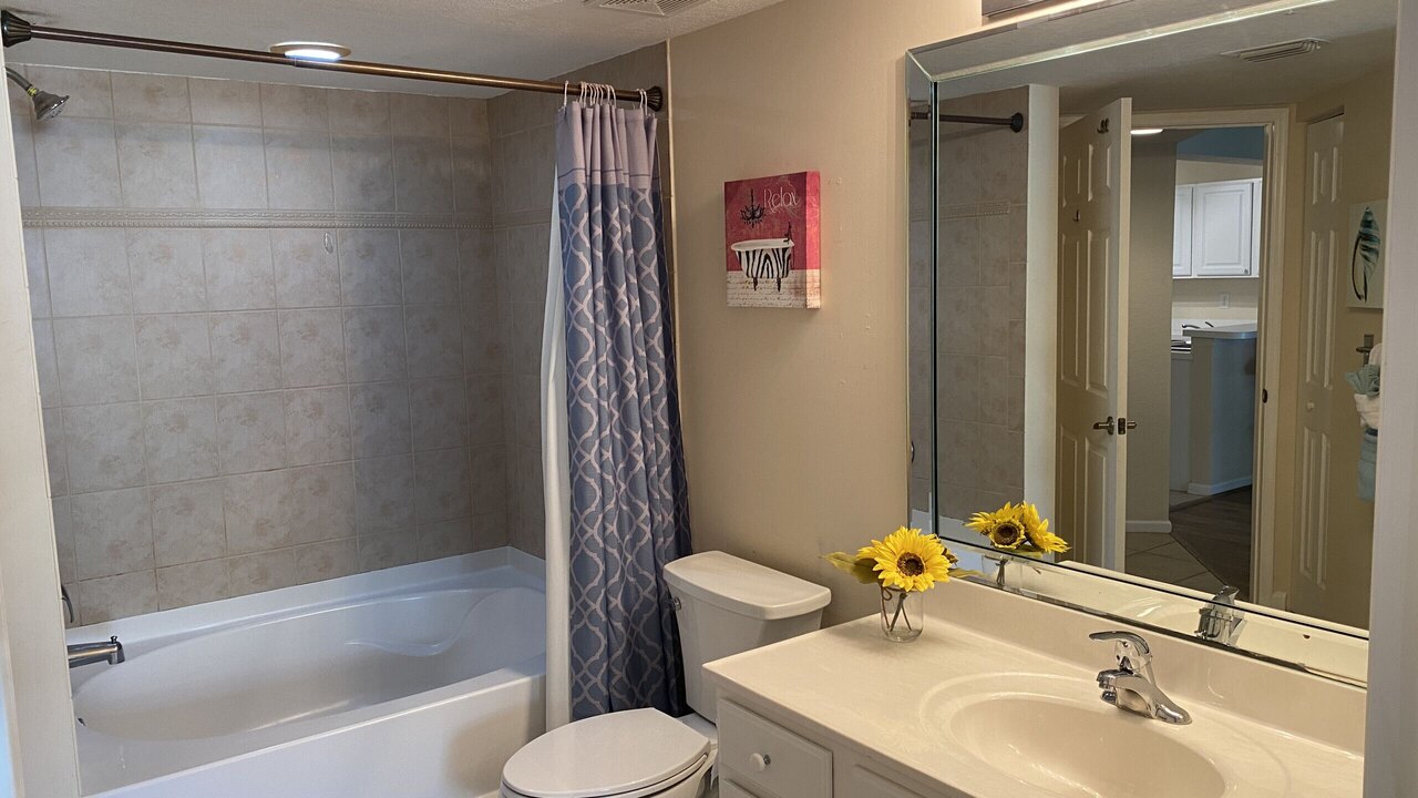 Residence Condo II - Image 15