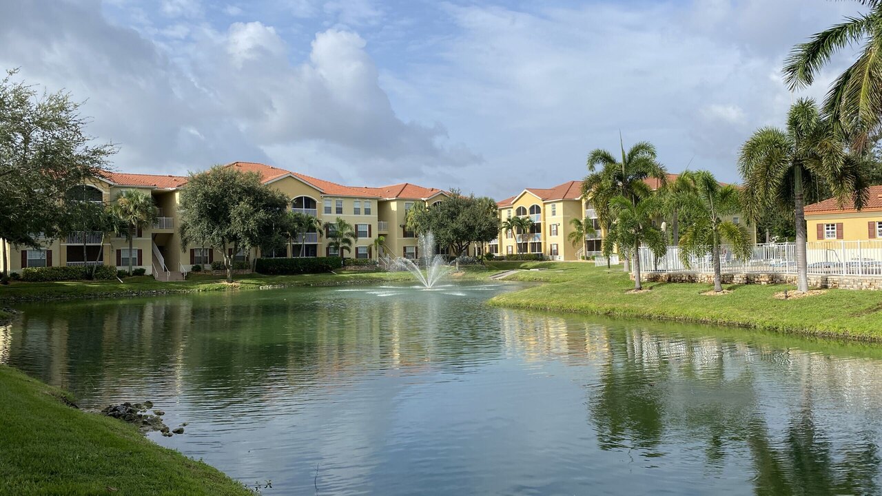 Residence Condo II - Image 22