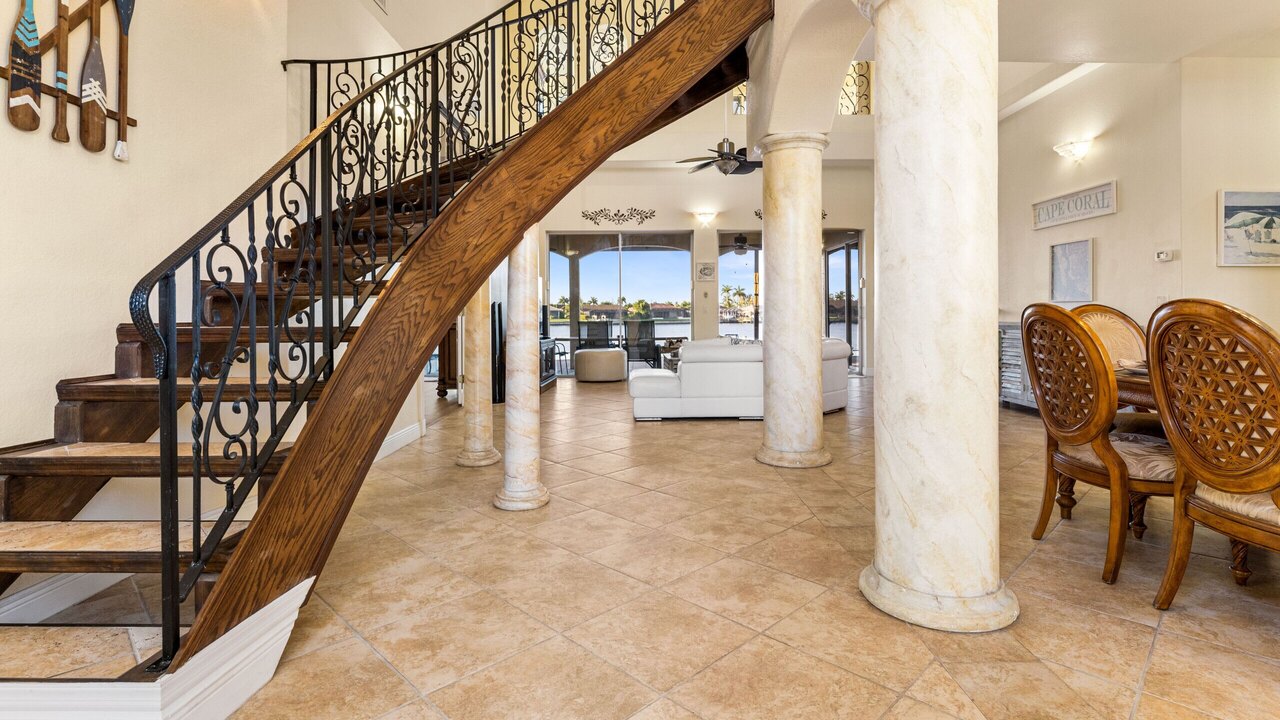 Estelle Villa - Image 13