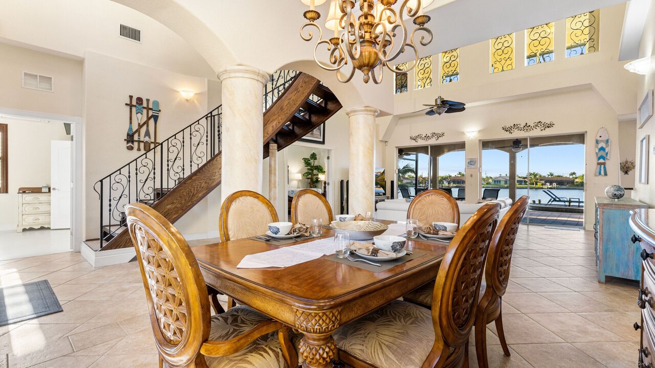 Estelle Villa - Image 14