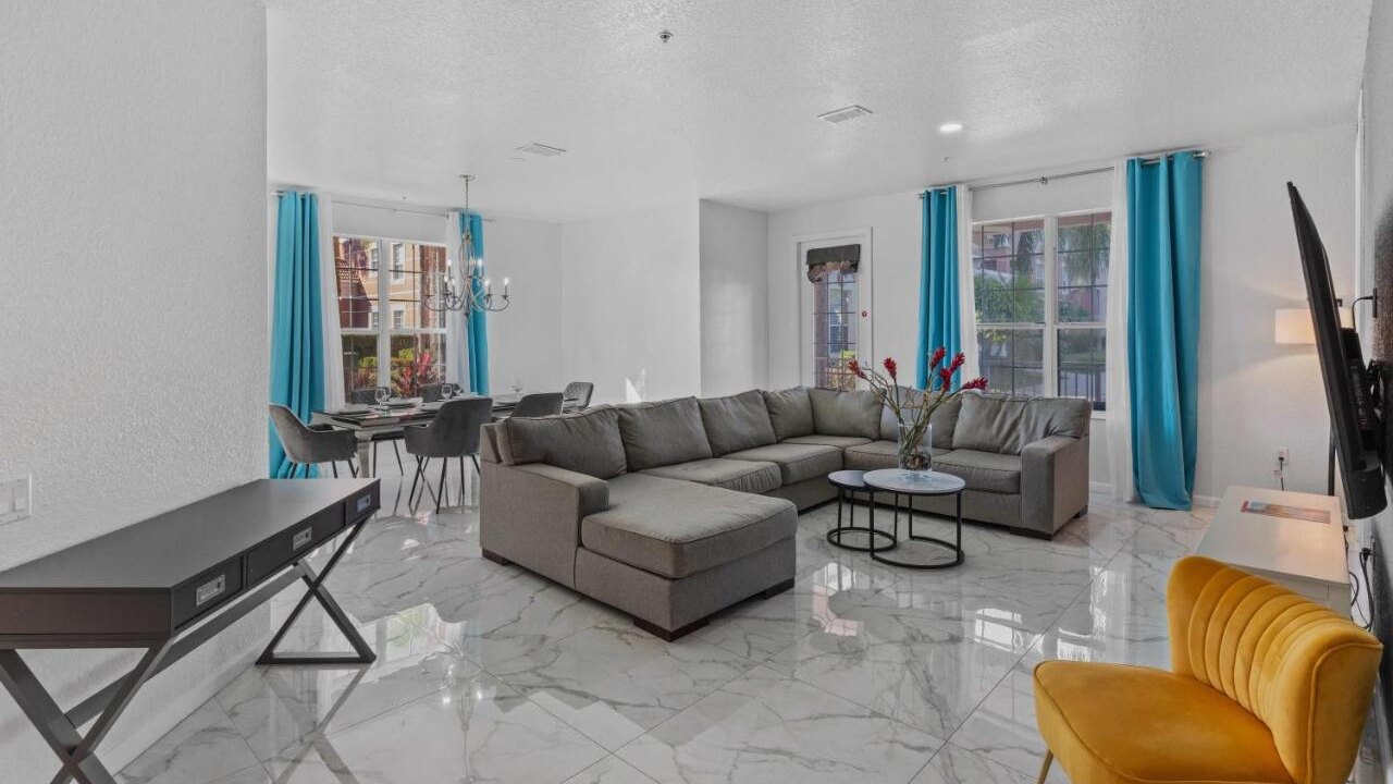 4840 One-of-a-kind luxury 4 BD at VistaCay #107 - Image 1