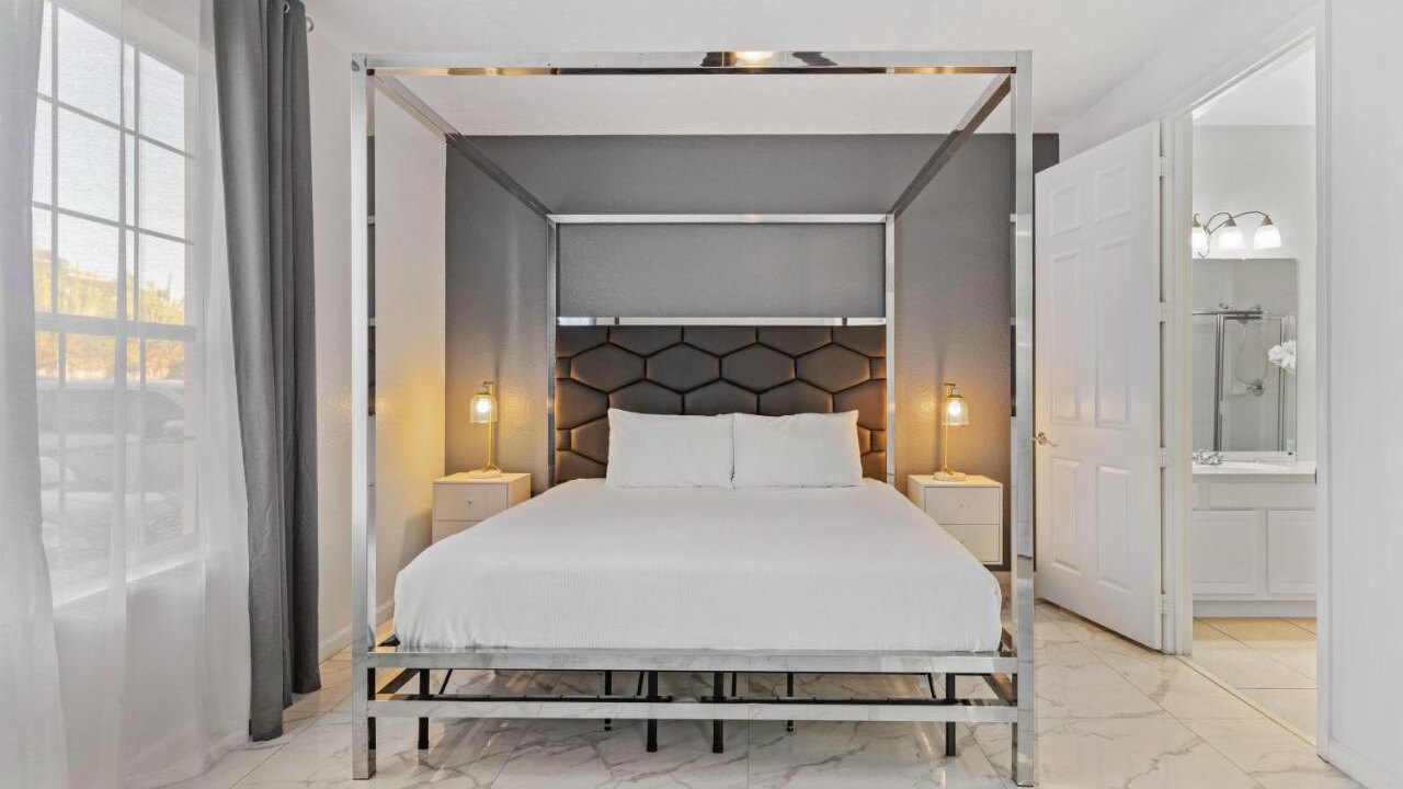 4840 One-of-a-kind luxury 4 BD at VistaCay #107 - Image 12