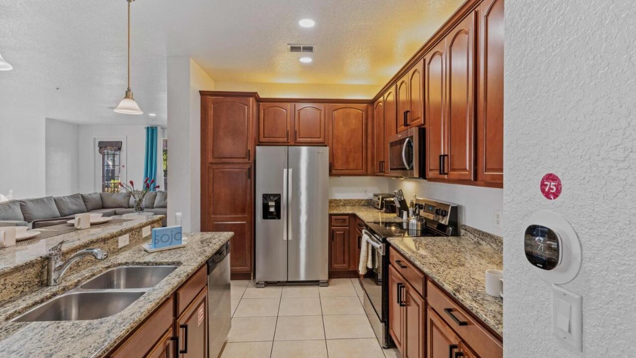 4840 One-of-a-kind luxury 4 BD at VistaCay #107 - Image 11