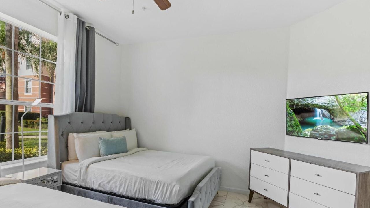 4840 One-of-a-kind luxury 4 BD at VistaCay #107 - Image 17