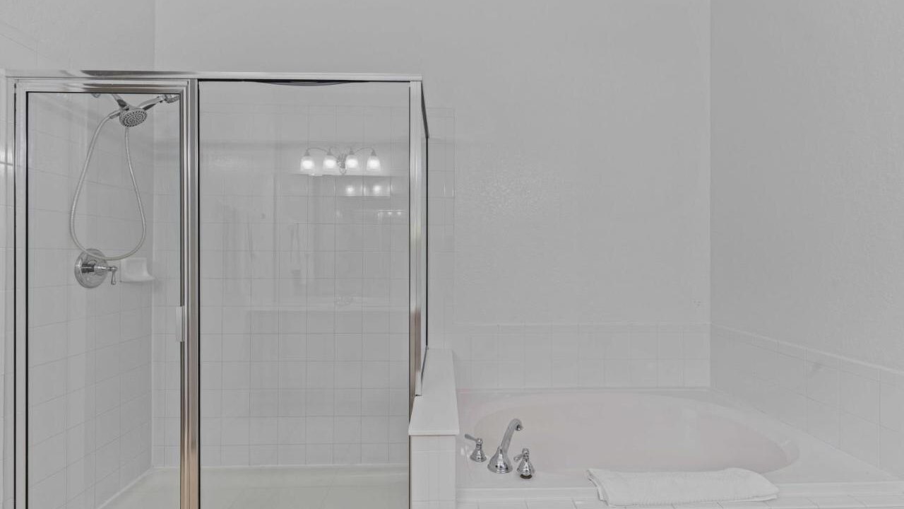 4840 One-of-a-kind luxury 4 BD at VistaCay #107 - Image 20