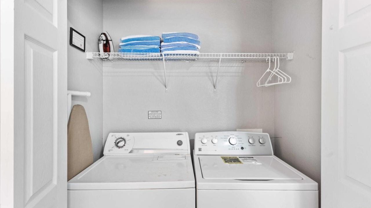 4845-144 Modern Multi-Story 3-BD Condo at VIstaCay - Image 31