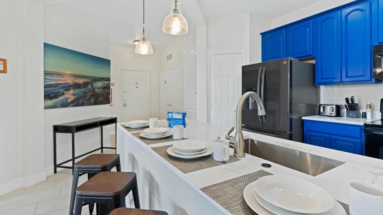 4862-303 Fresh & Modern 3-BD Condo at Vista Cay - Image 11