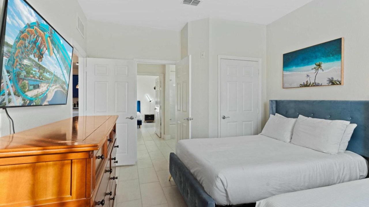 4862-303 Fresh & Modern 3-BD Condo at Vista Cay - Image 17