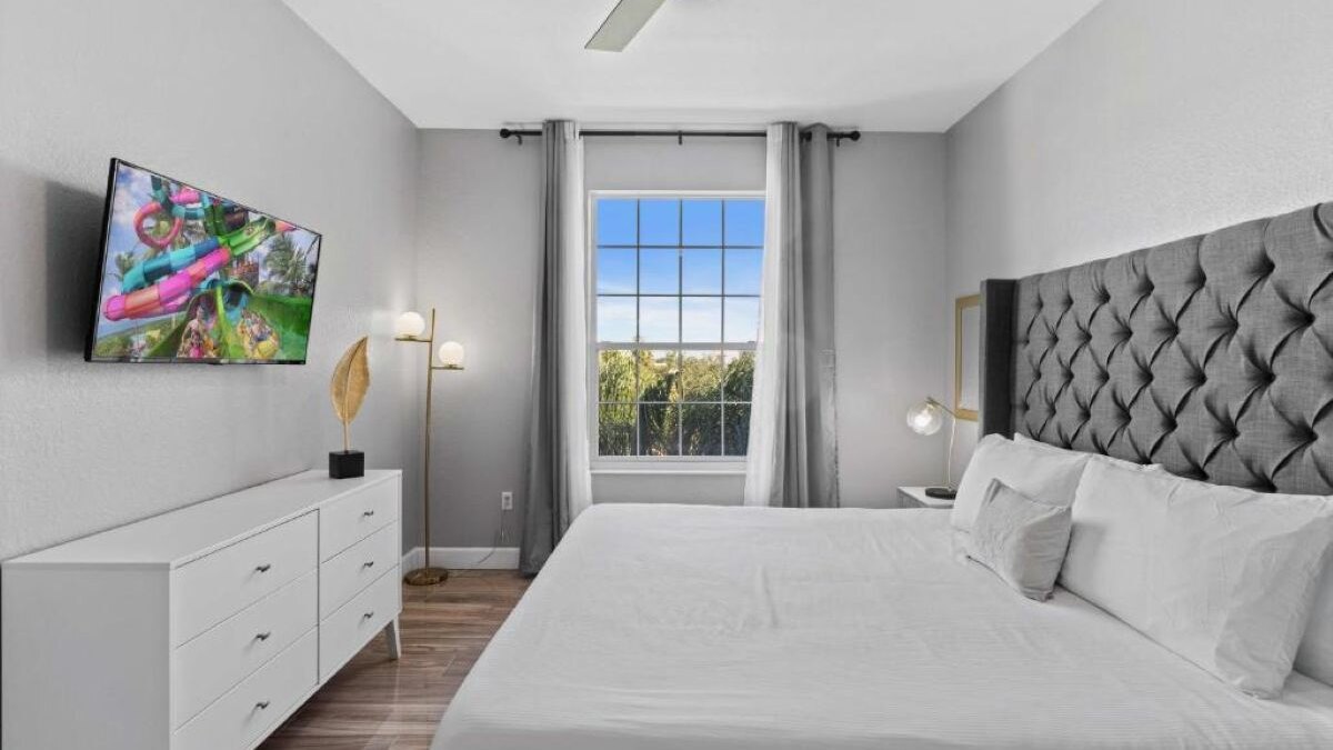 4862 Modern & Spacious 3BR/2BA Condo #304 - Image 13