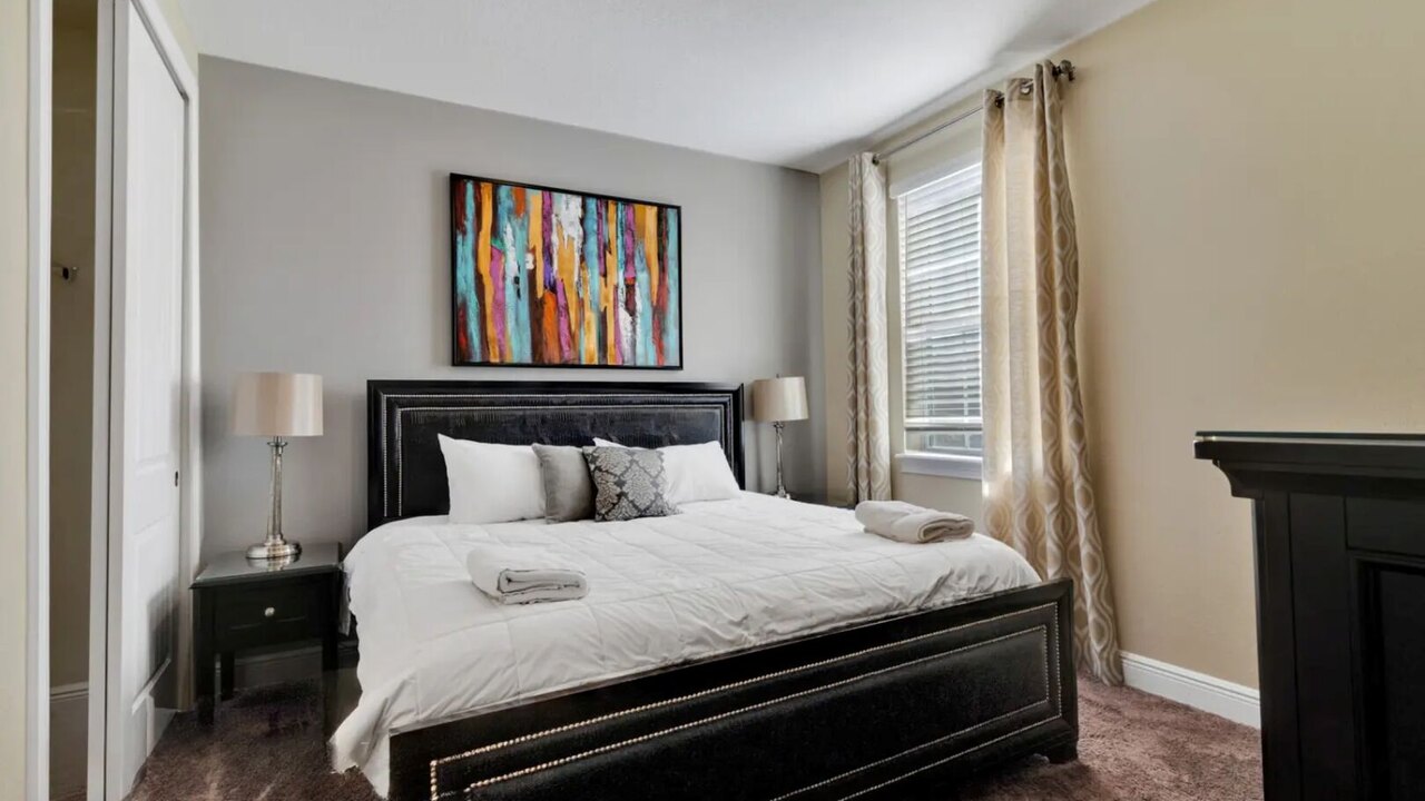 491 Villa 8BD Private Pool/Spa Game&Movie room - Image 13