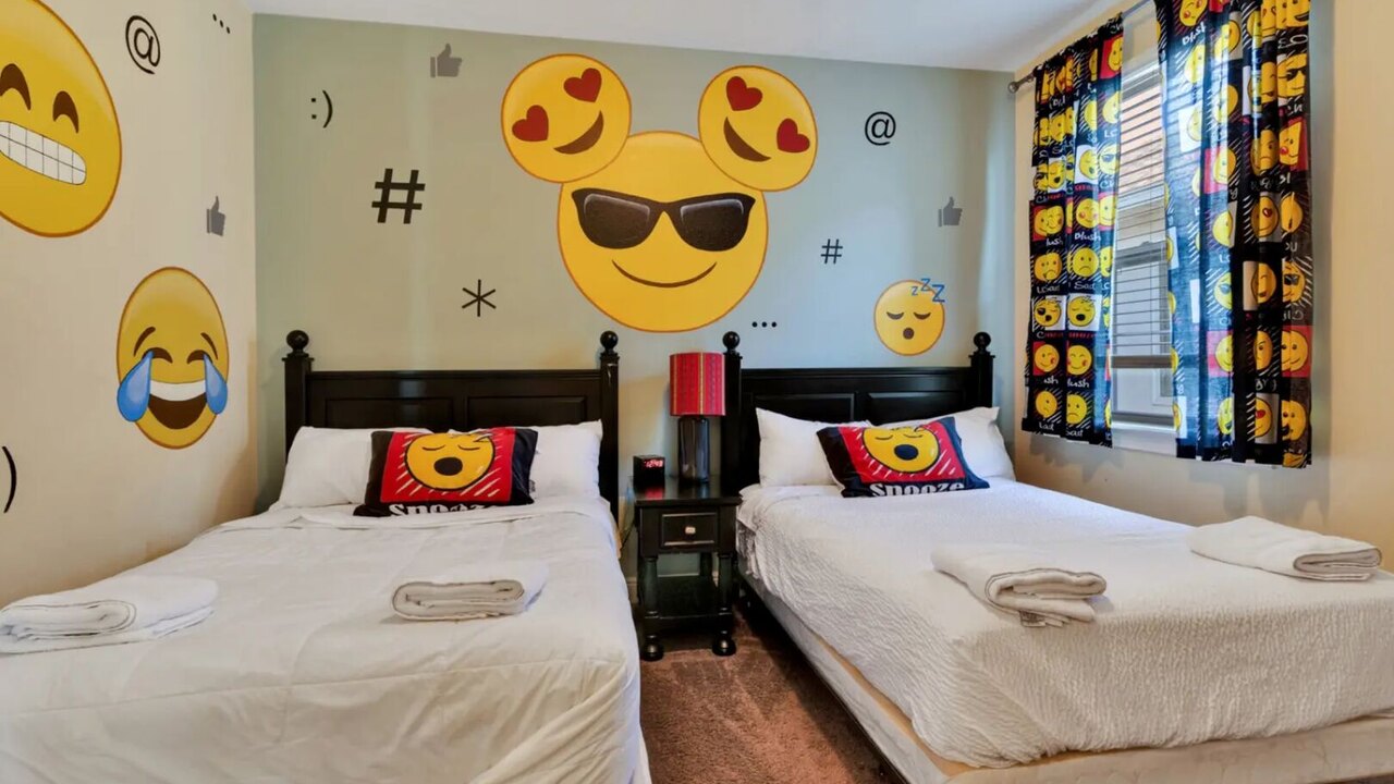 491 Villa 8BD Private Pool/Spa Game&Movie room - Image 14