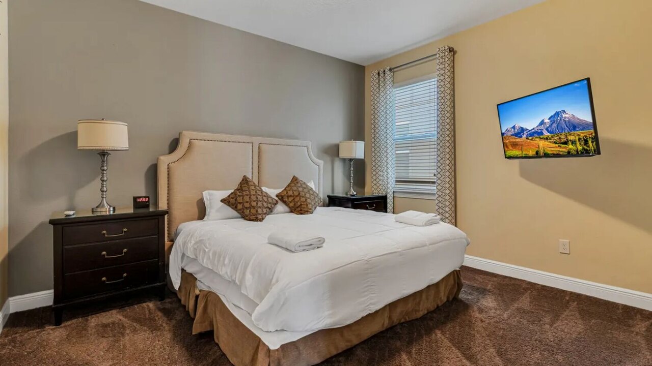 491 Villa 8BD Private Pool/Spa Game&Movie room - Image 18