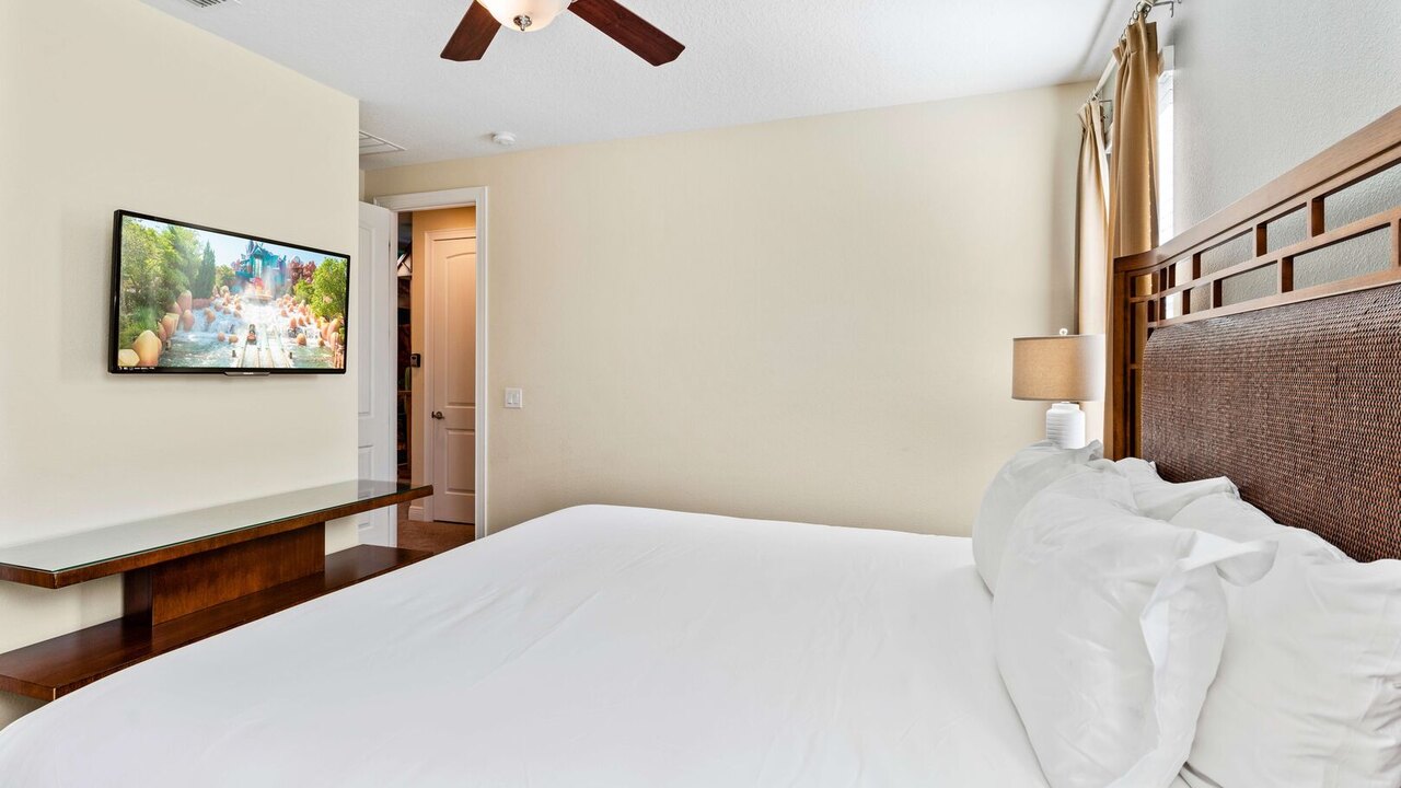 500 Luxurious 8BR Villa with Private Pool/Spa - Image 16