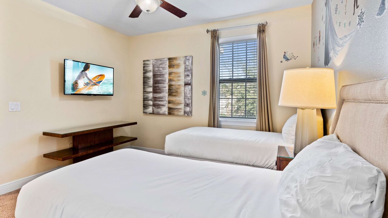 500 Luxurious 8BR Villa with Private Pool/Spa - Image 18