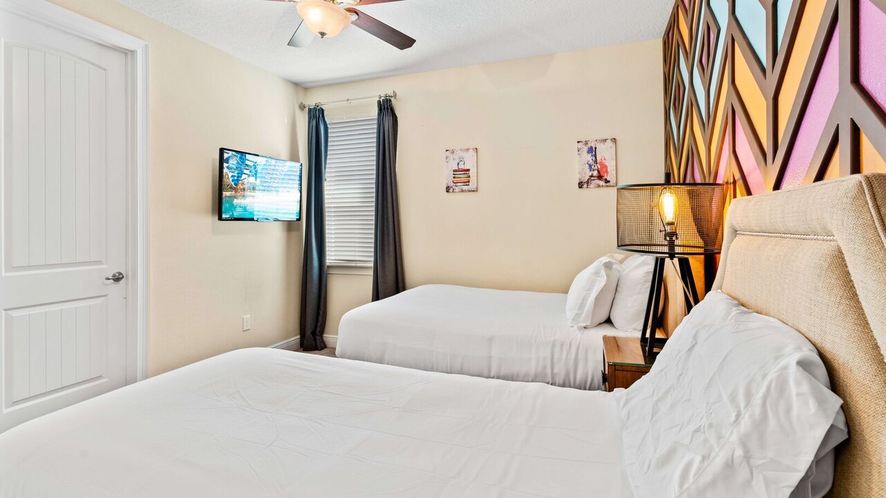 500 Luxurious 8BR Villa with Private Pool/Spa - Image 20