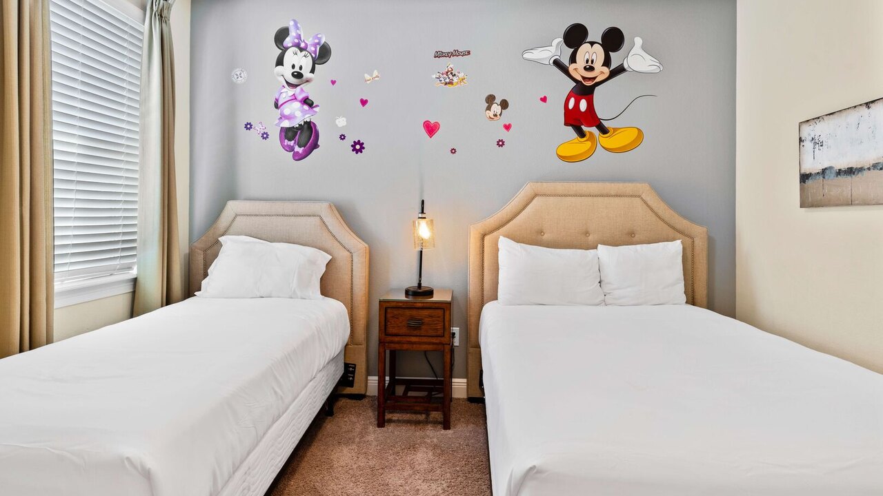 500 Luxurious 8BR Villa with Private Pool/Spa - Image 24