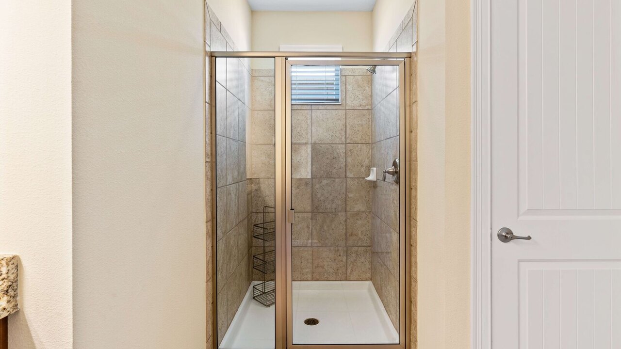 500 Luxurious 8BR Villa with Private Pool/Spa - Image 33