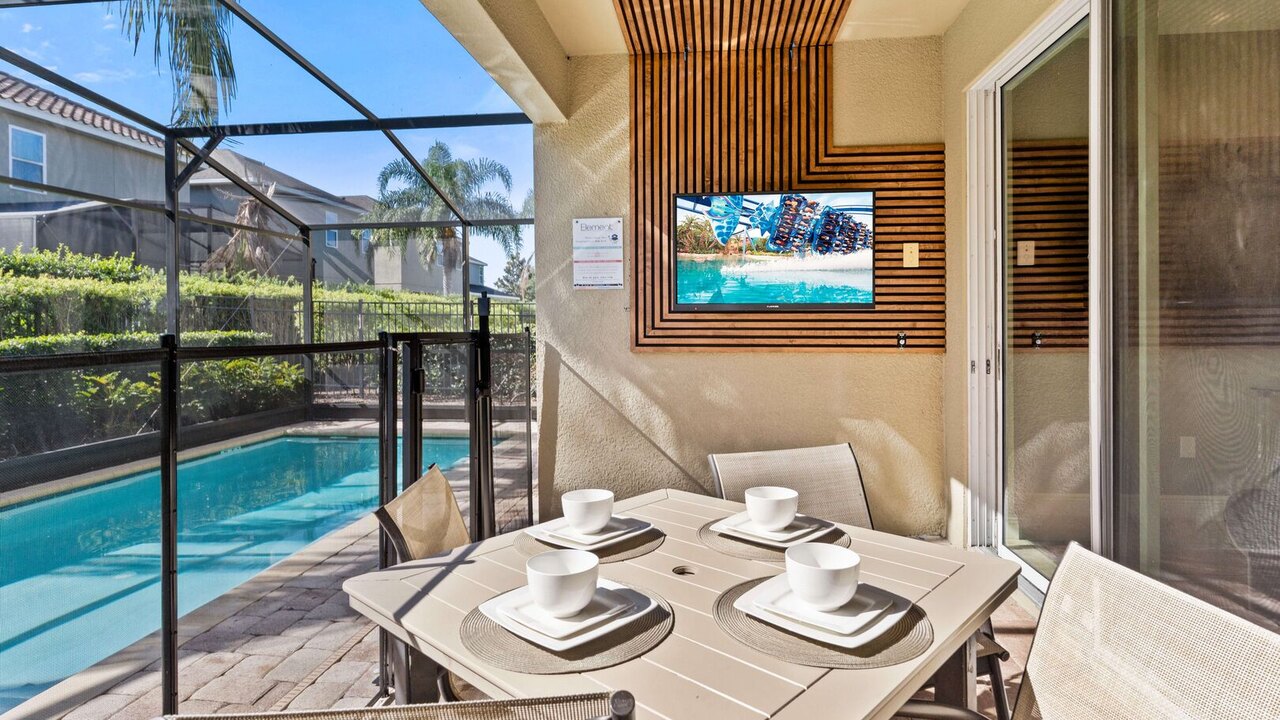 500 Luxurious 8BR Villa with Private Pool/Spa - Image 48