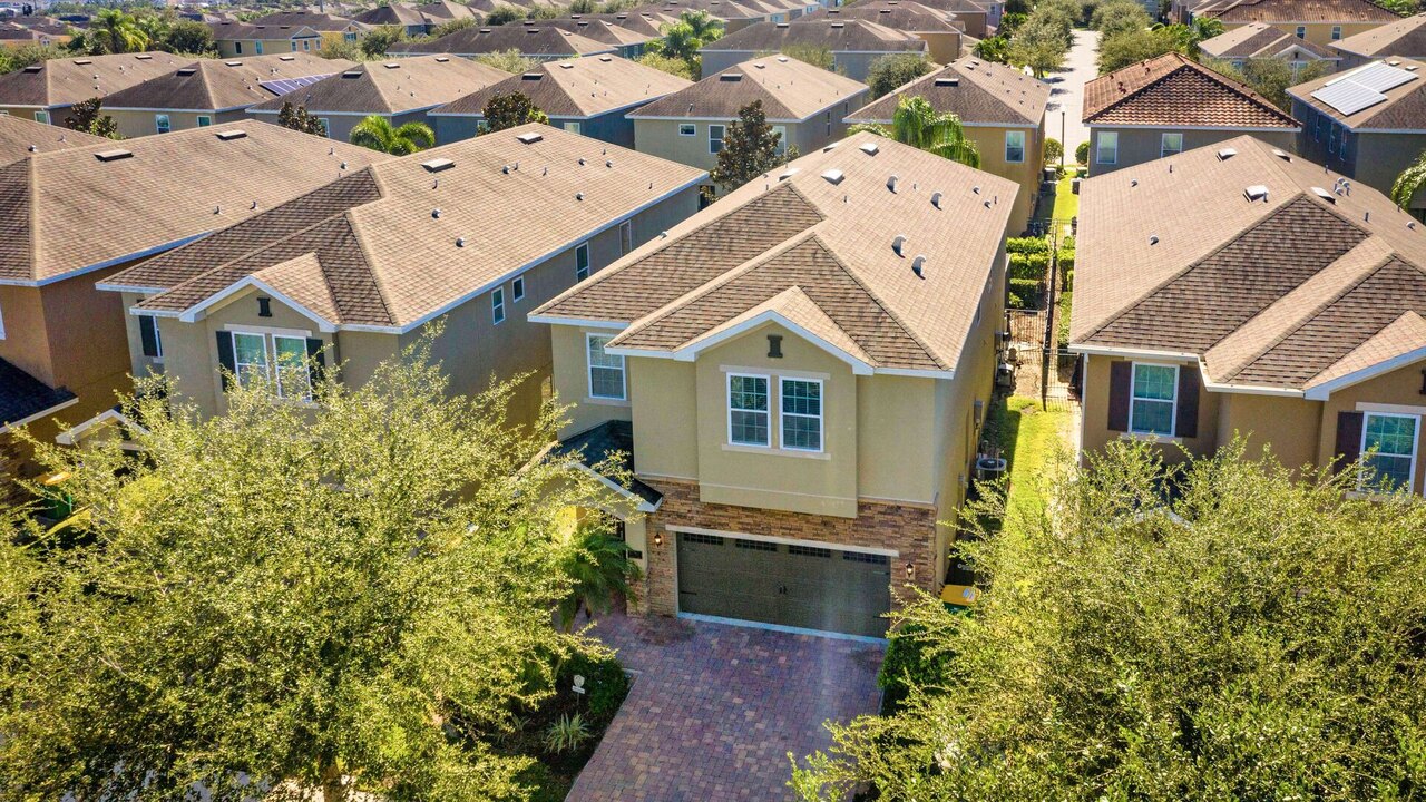 500 Luxurious 8BR Villa with Private Pool/Spa - Image 55