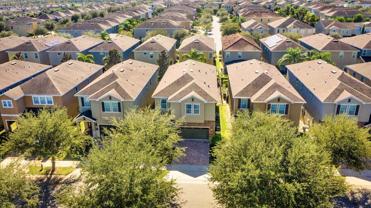 500 Luxurious 8BR Villa with Private Pool/Spa - Image 56