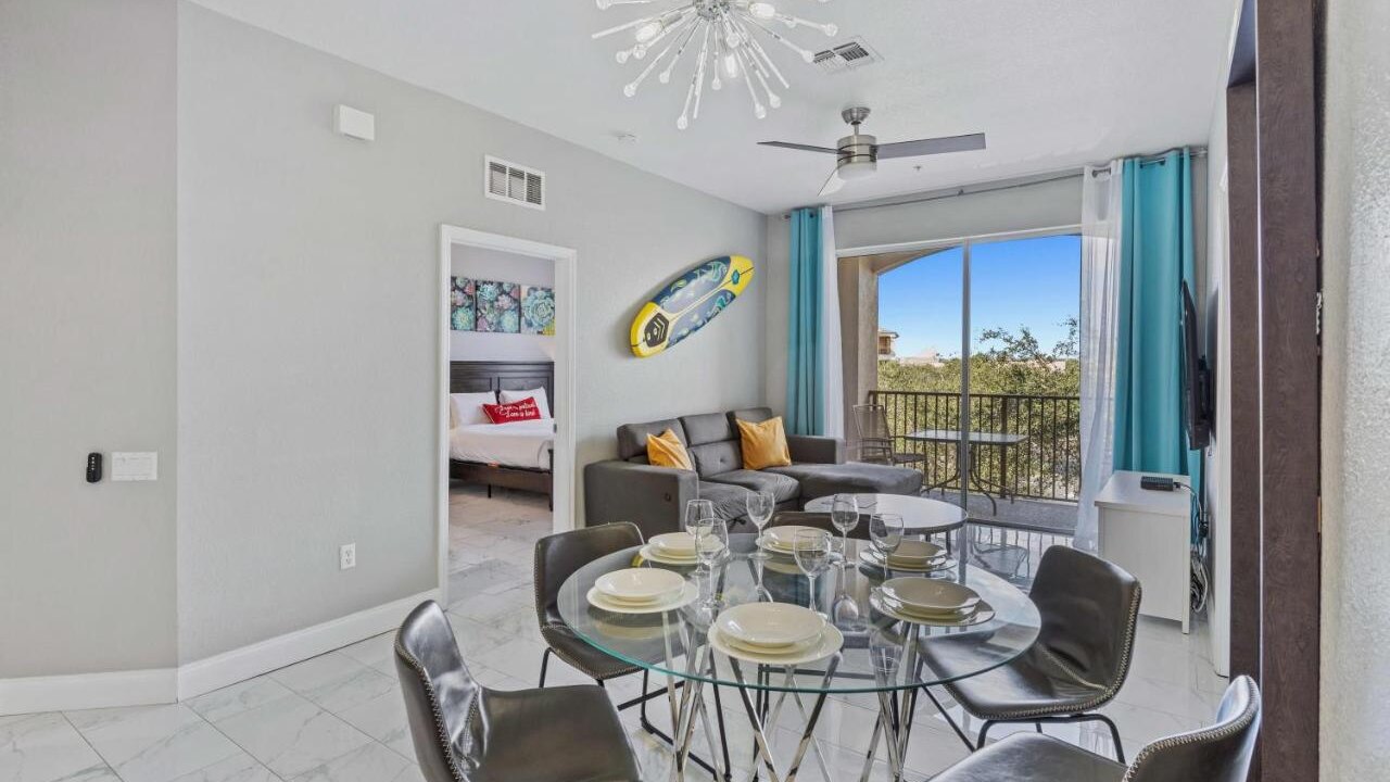 5000 Fresh, Stylish, and Comfortable Condo #301 - Image 5