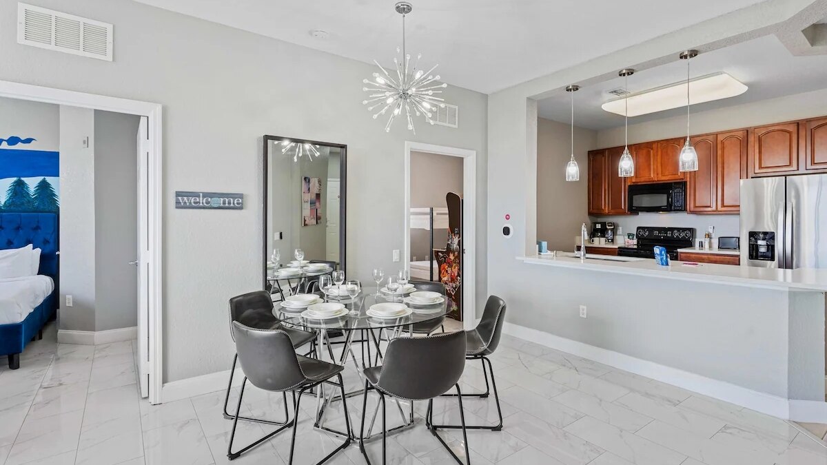 5000 Fresh, Stylish, and Comfortable Condo #301 - Image 6