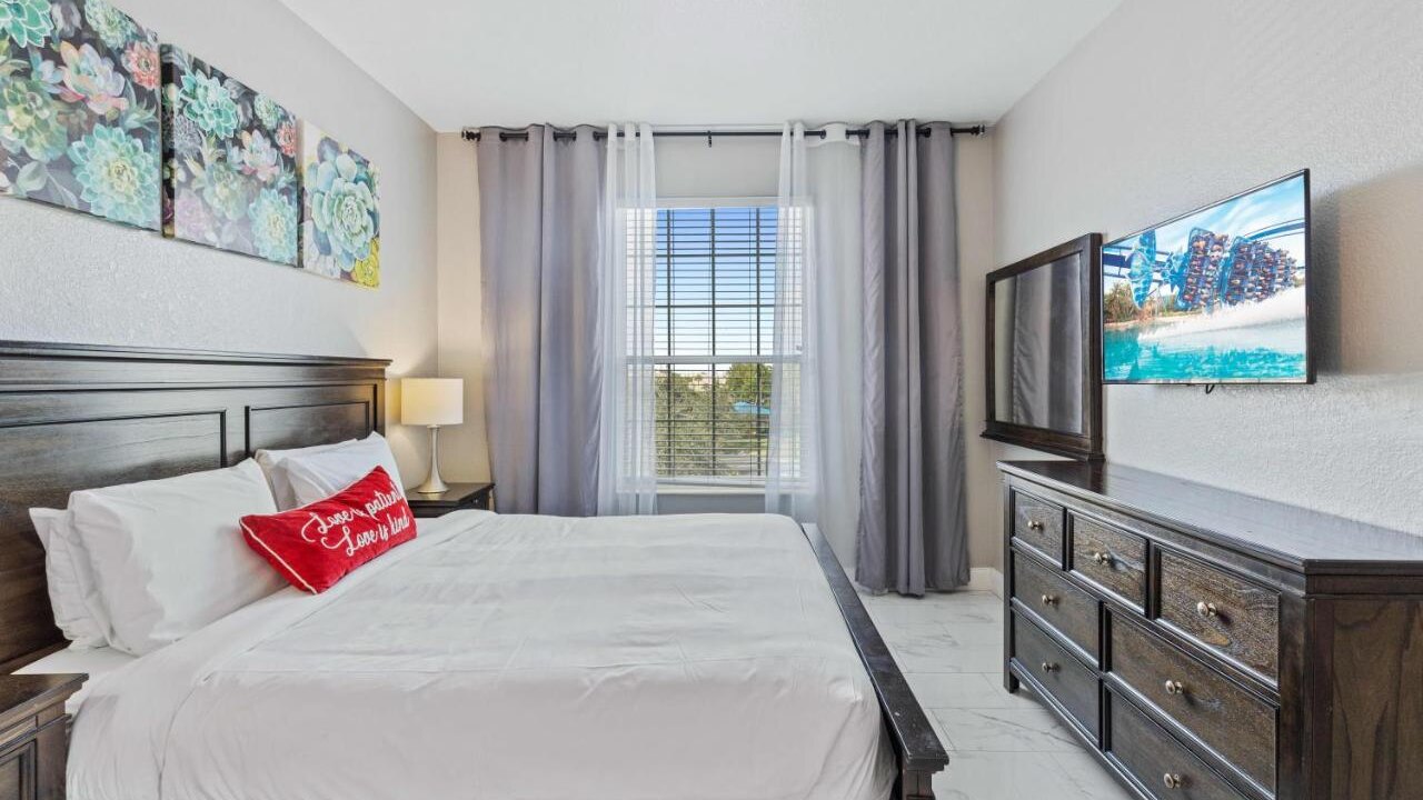 5000 Fresh, Stylish, and Comfortable Condo #301 - Image 12