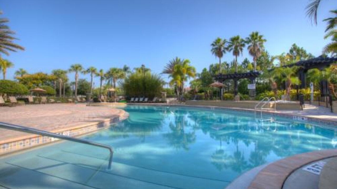 5015 Stunning 3BR/3.5BA Townhouse in Vista Cay #44 - Image 39