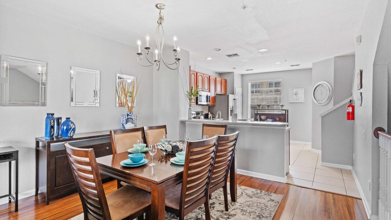 5026-11 Cozy Multi-Story 3-BD Condo at Vista Cay - Image 10