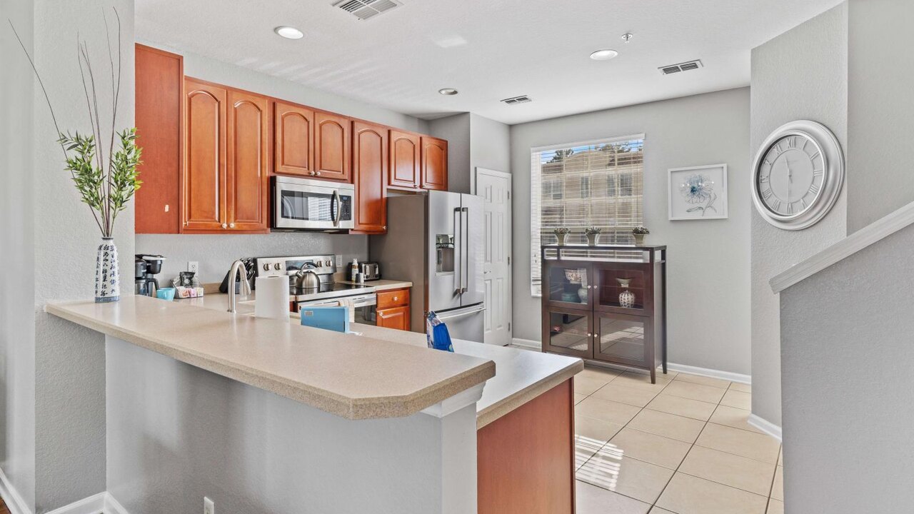 5026-11 Cozy Multi-Story 3-BD Condo at Vista Cay - Image 14