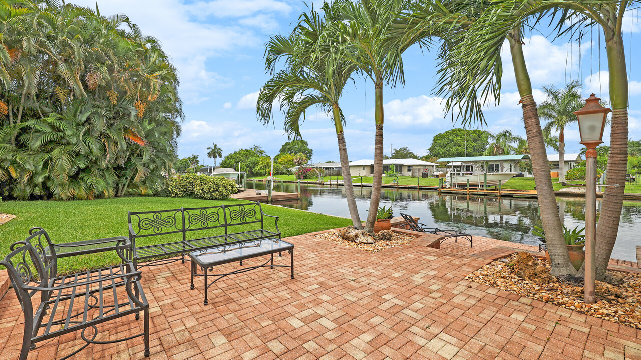 Family Retreat Villa - Image 5