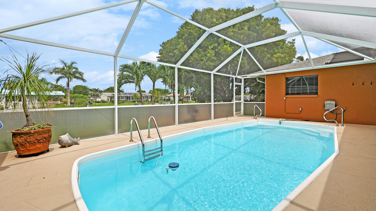 Family Retreat Villa - Image 27