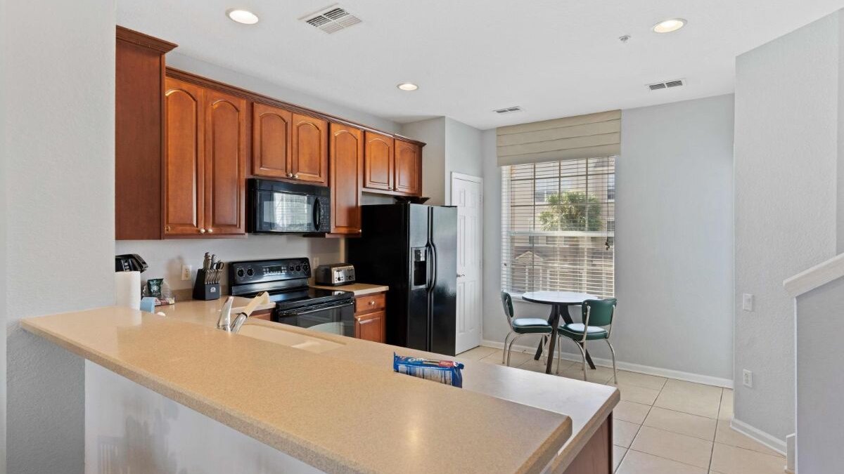 5026 Tideview Circle #13-townhouse - Image 14