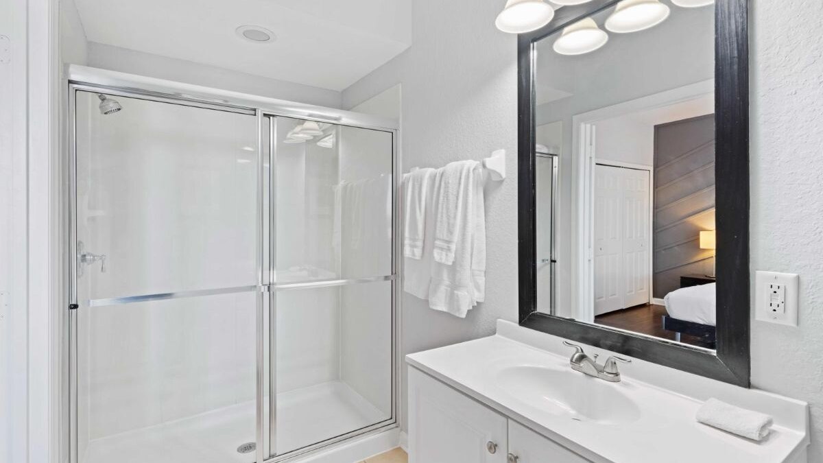 5026 Tideview Circle #13-townhouse - Image 26