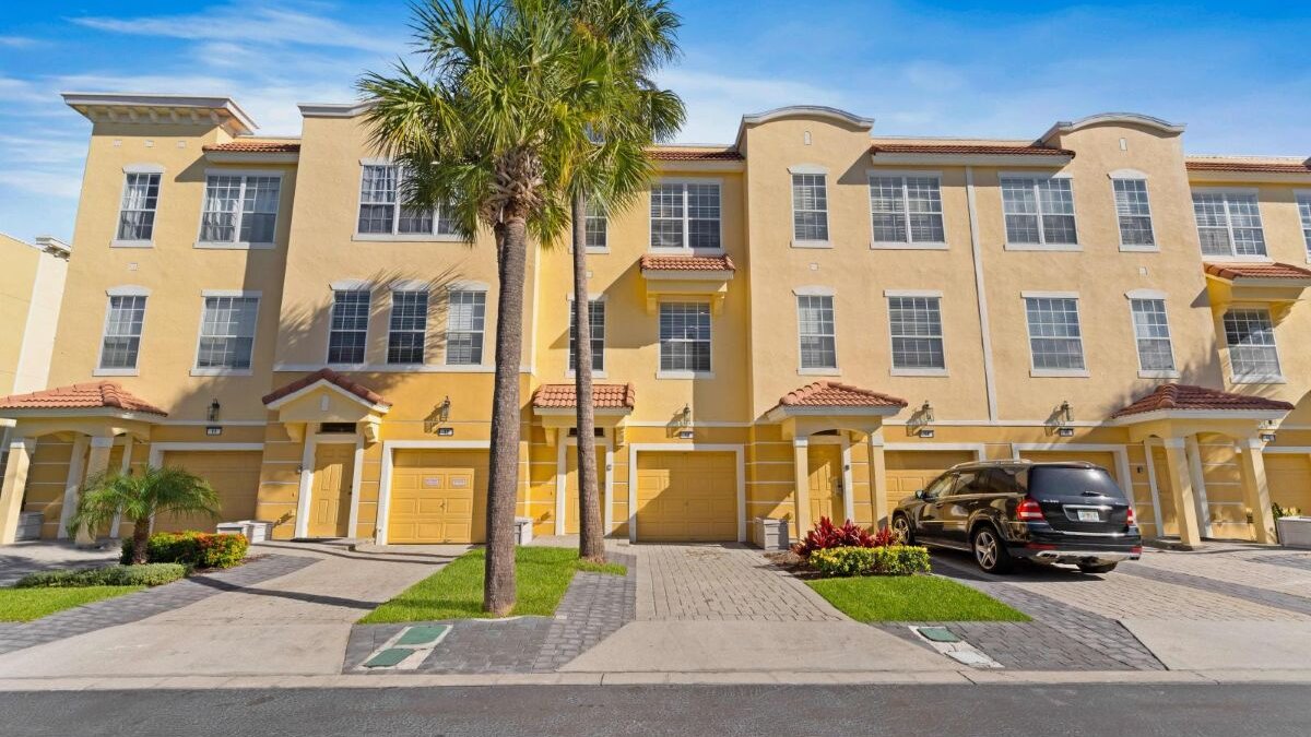 5026 Tideview Circle #13-townhouse - Image 38