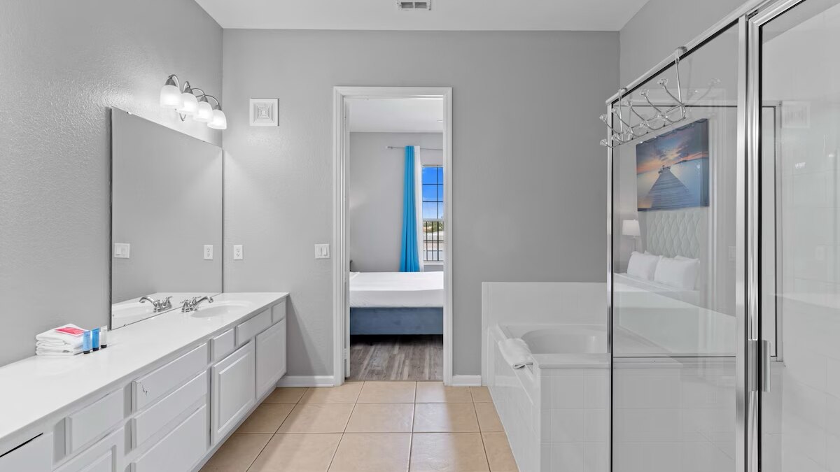 5037 Home away from home at Vista Cay #408. - Image 20