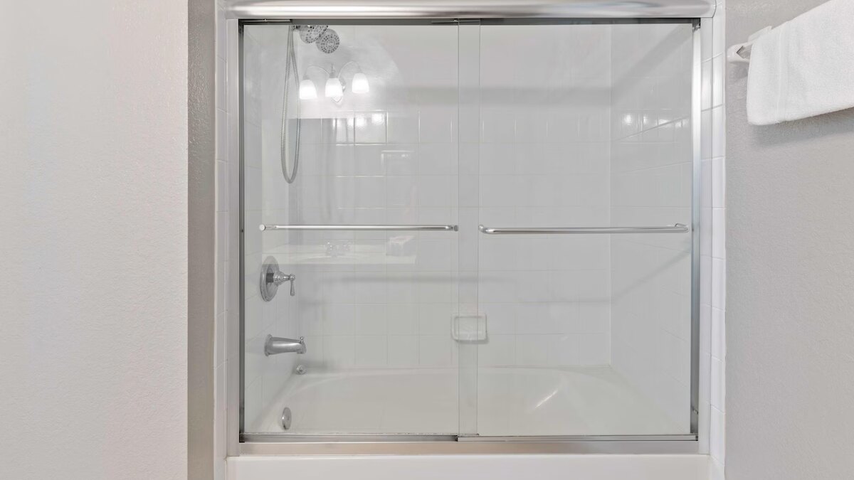 5037 Home away from home at Vista Cay #408. - Image 22