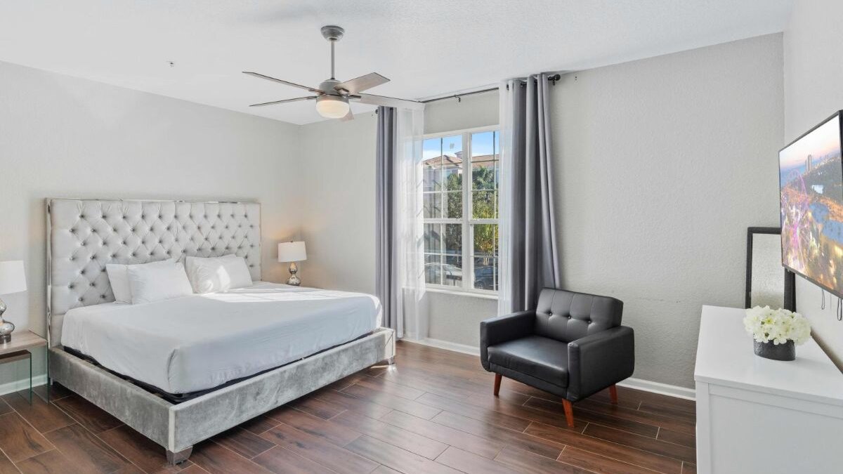 5049 Ultimate Orlando retreat at Vista Cay #203 - Image 13