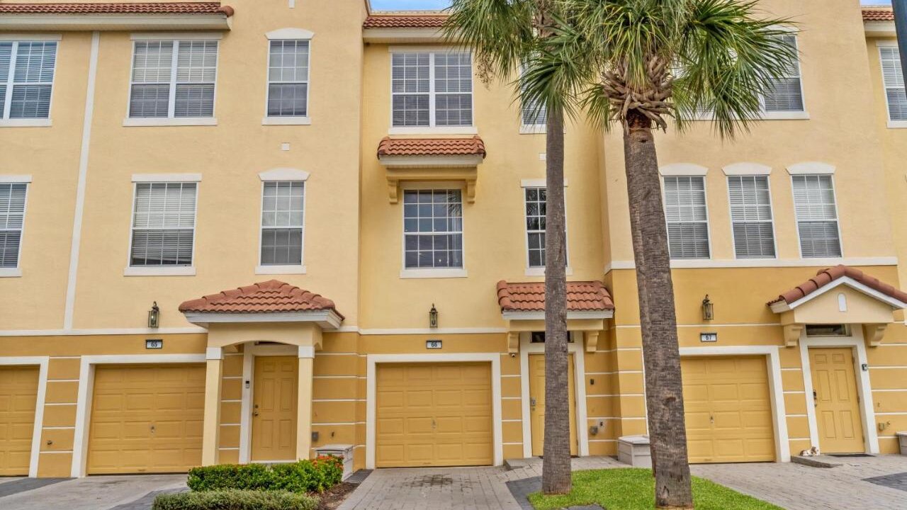 5063 Cozy & Spacious 3BR/3BA Retreat-Vista Cay #66 - Image 3