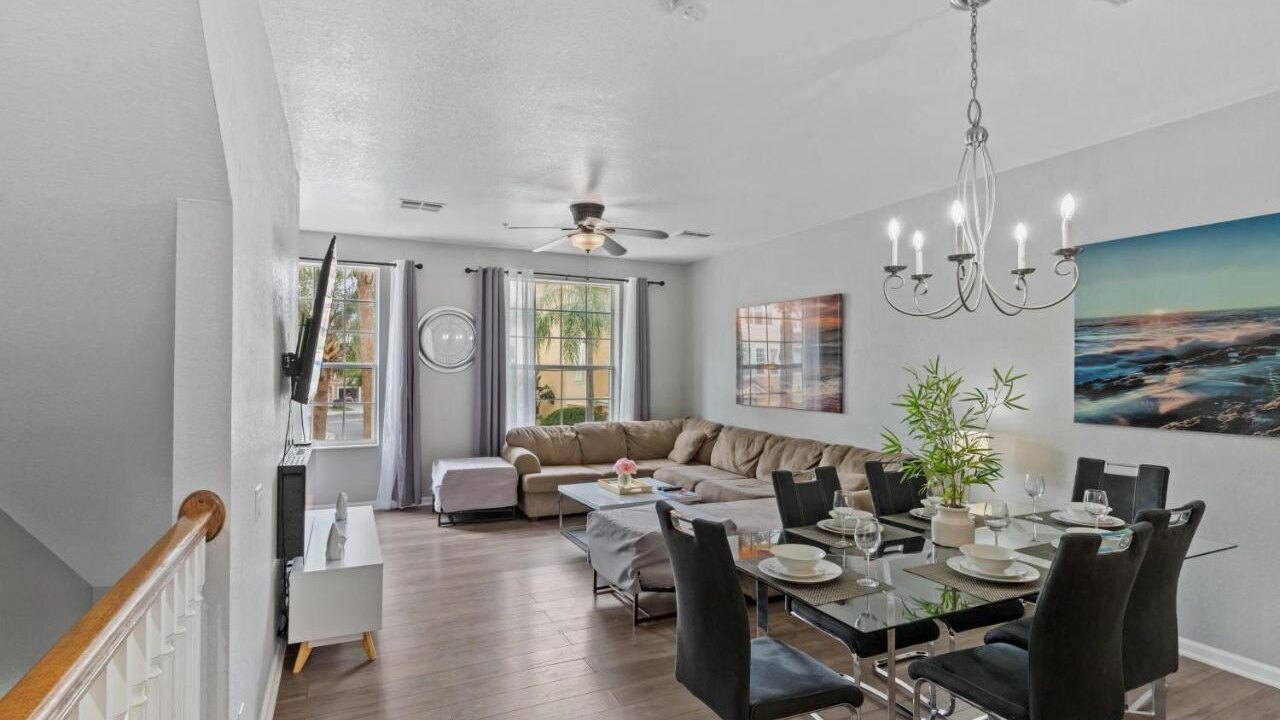 5063 Cozy & Spacious 3BR/3BA Retreat-Vista Cay #66 - Image 5