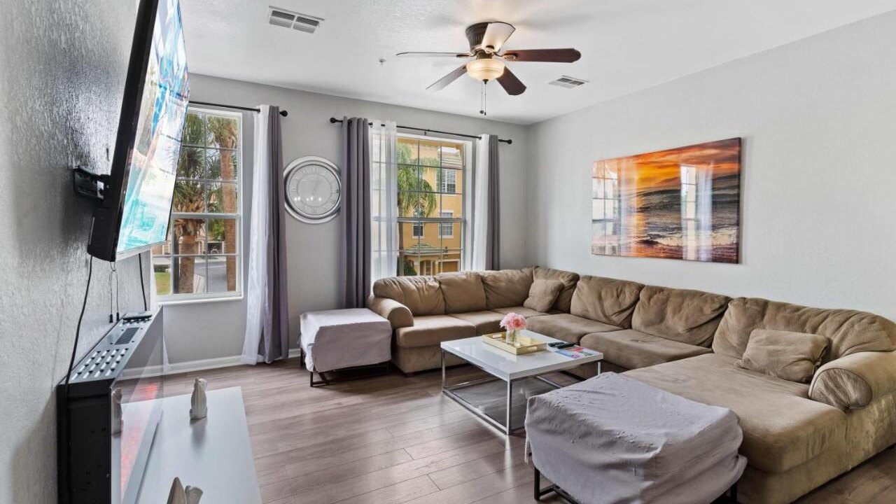 5063 Cozy & Spacious 3BR/3BA Retreat-Vista Cay #66 - Image 11