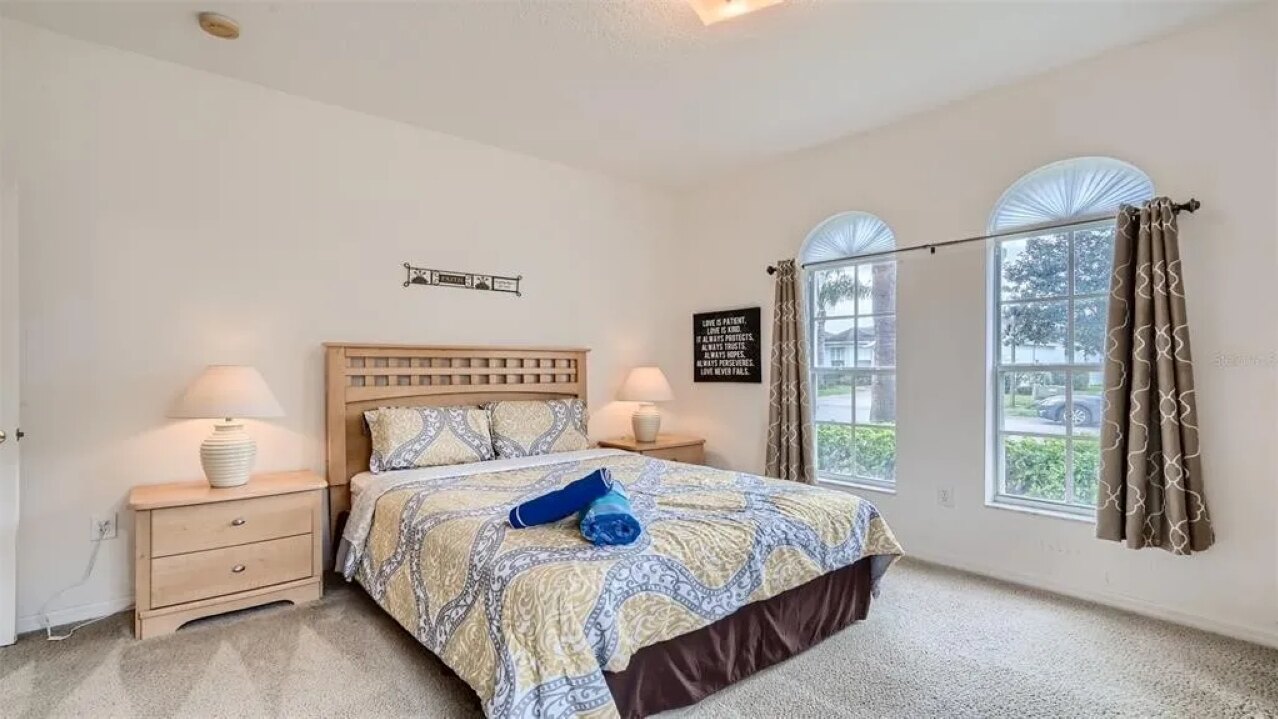 509 Relax & Play at This 6BR Pool Home - Image 8