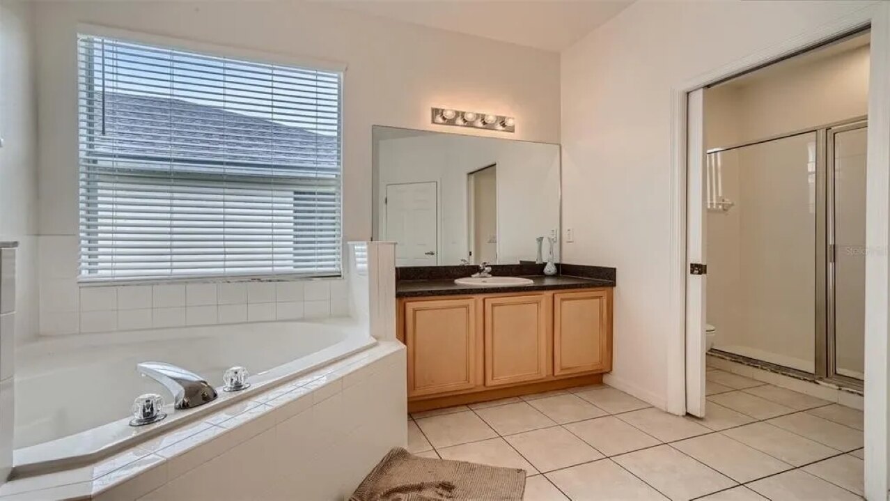 509 Relax & Play at This 6BR Pool Home - Image 20