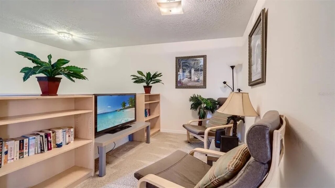 509 Relax & Play at This 6BR Pool Home - Image 29