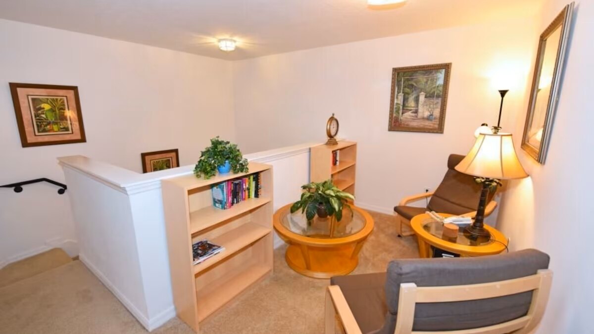 509 Relax & Play at This 6BR Pool Home - Image 44