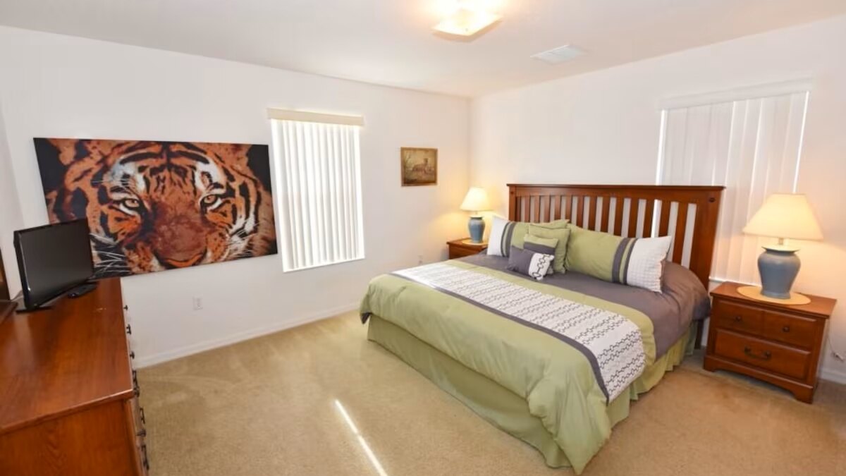 509 Relax & Play at This 6BR Pool Home - Image 46