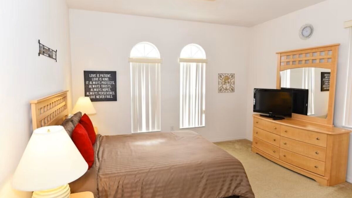 509 Relax & Play at This 6BR Pool Home - Image 49