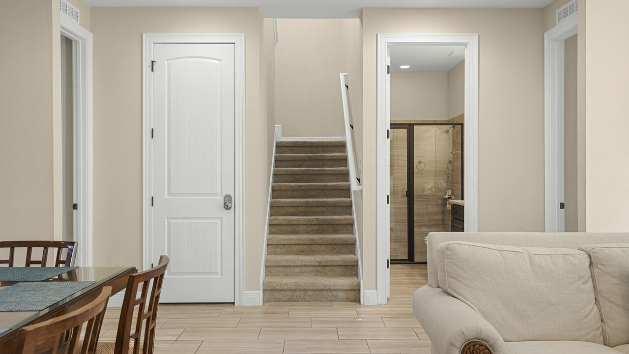 520 - 8BD Home Pool/Spa - Movie & Game room - Image 9