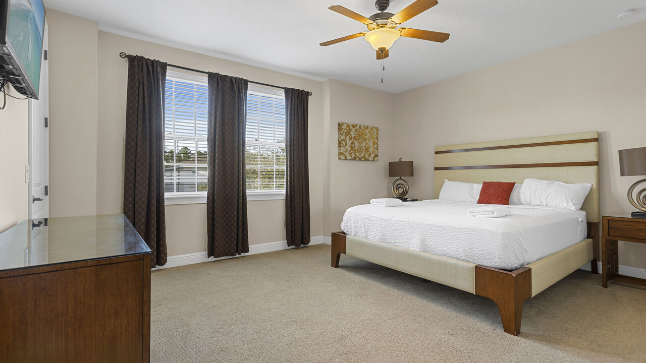 520 - 8BD Home Pool/Spa - Movie & Game room - Image 19