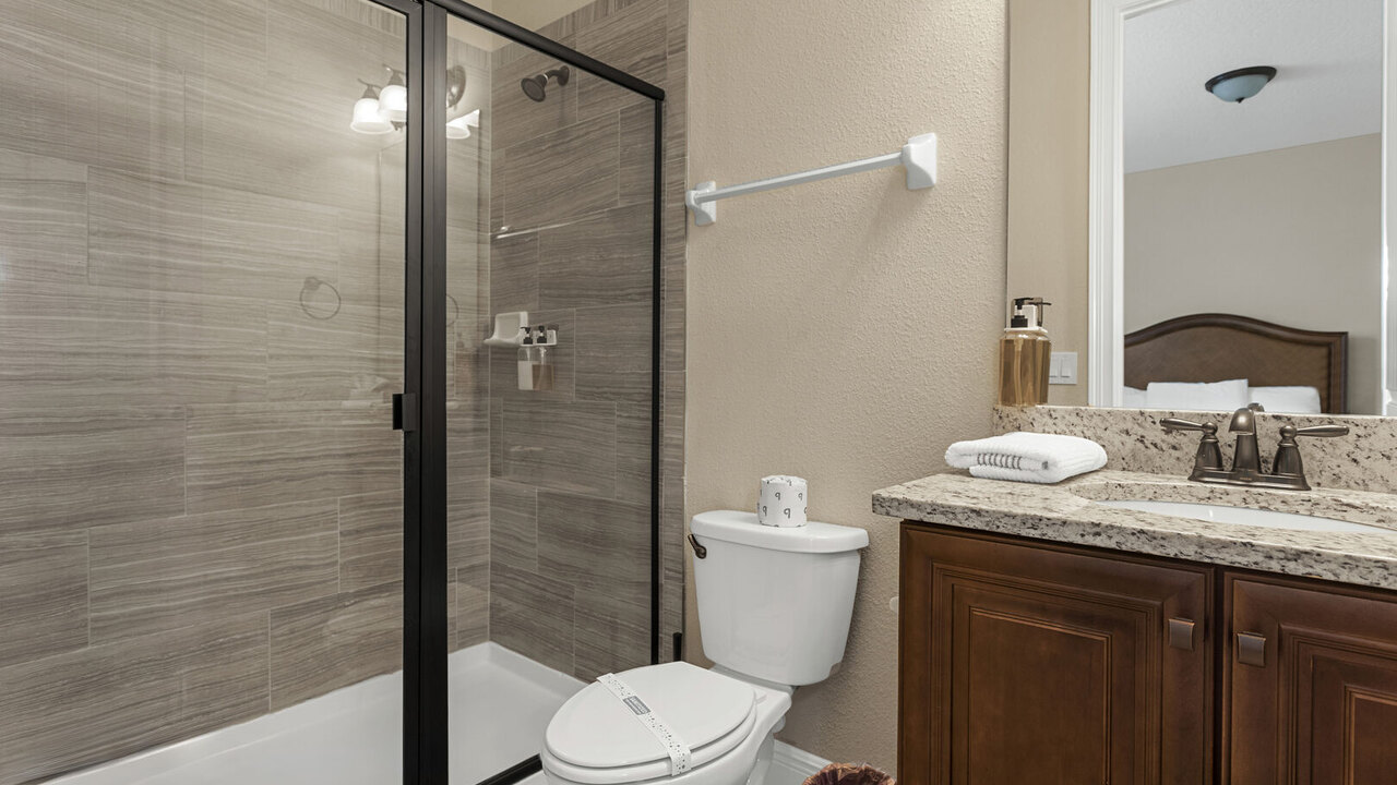 520 - 8BD Home Pool/Spa - Movie & Game room - Image 27